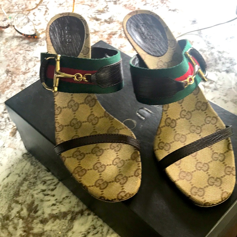 Gucci Slides with box